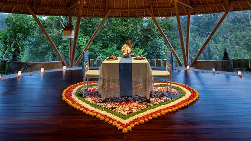 Jannata Villa Dining area