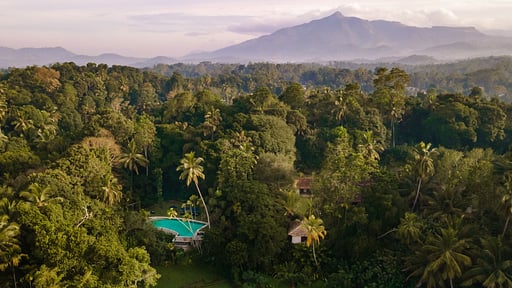 The Kandy House Drone foto's