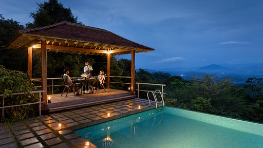 The Knightsdale Villa Kandy Бассейн