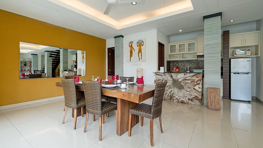 Villa Kumpi 1 Dining area
