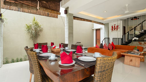 Villa Kumpi 2 Dining area