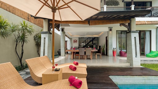 Villa Kumpi 2 Swimming pool
