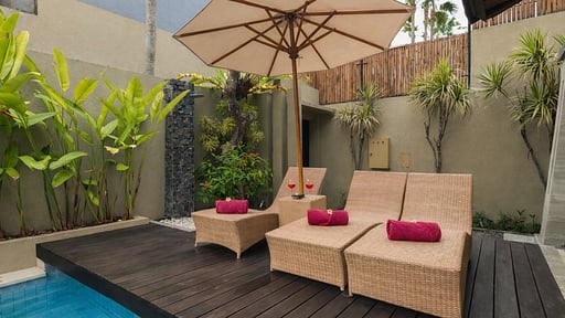 Villa Kumpi 2 Swimming pool
