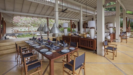 The Lake House Dining area