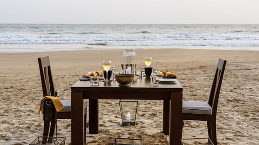 The Last House Strand