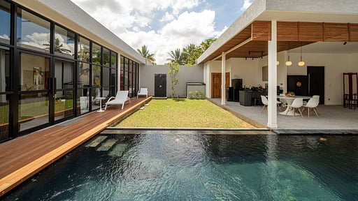 The Loft Edry Swimming pool
