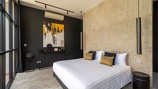 The Loft Edry Bedroom 1