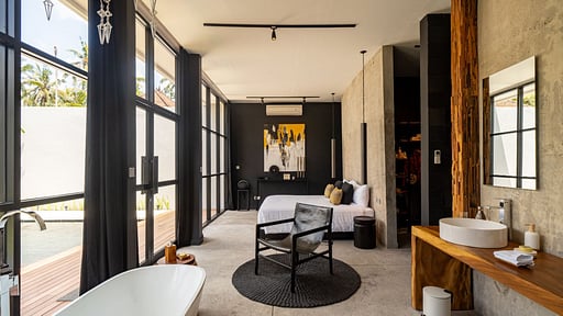 The Loft Edry Bedroom 1
