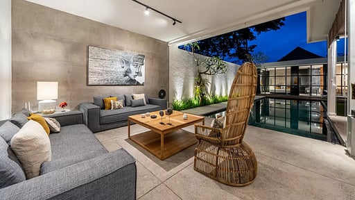 The Loft Evanoah Living room