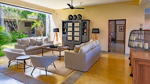 The Long House Wohnbereich 1