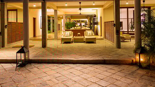 The Long House Andere