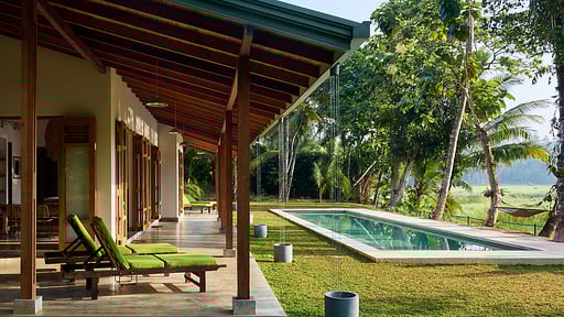 The Long Tea House Swimming pool