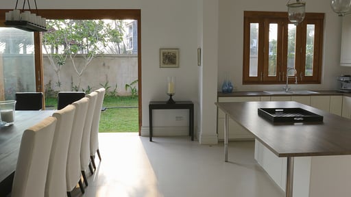 The Lookout Обеденная зона