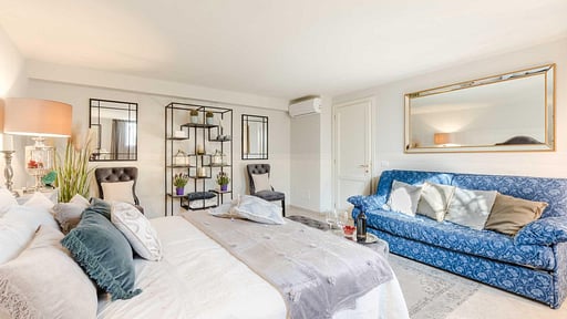 The Luxury Beach Villa Bedroom 