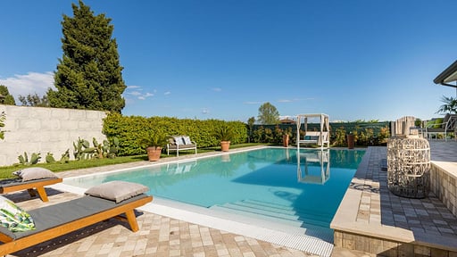 The Luxury Beach Villa Swimming pool