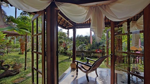 The Mahogany Villa Bedroom 2