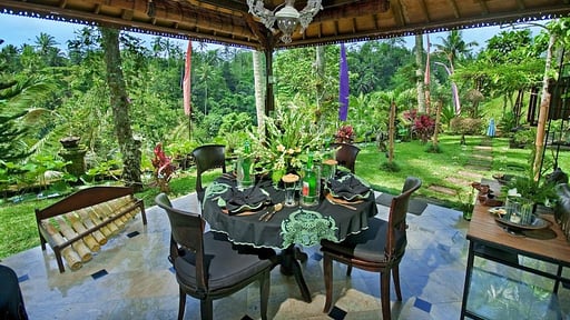 The Mahogany Villa Living room