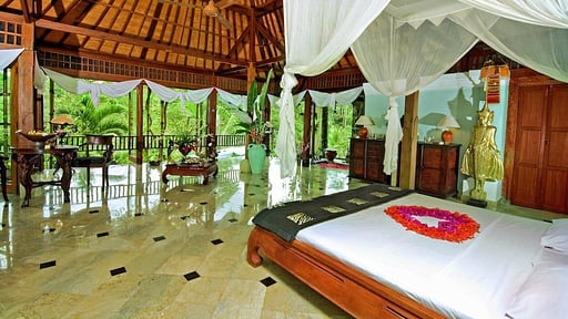 The Mahogany Villa Bedroom 2