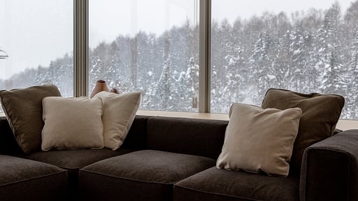 The Maples Niseko 2 Bedroom Ski View Living room