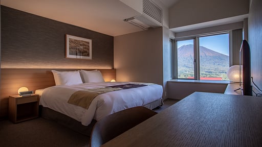 The Maples Niseko 2 Bedroom Yotei Penthouse Suite Bedroom 1