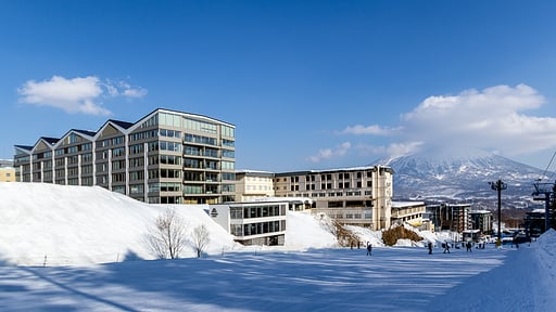 The Maples 2.5 Bedroom Niseko Suite