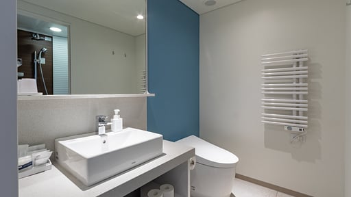 The Maples Niseko Deluxe Studio Bedroom 1