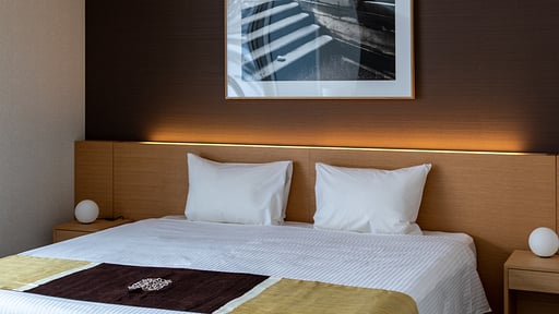 The Maples Niseko Deluxe Studio Bedroom 1