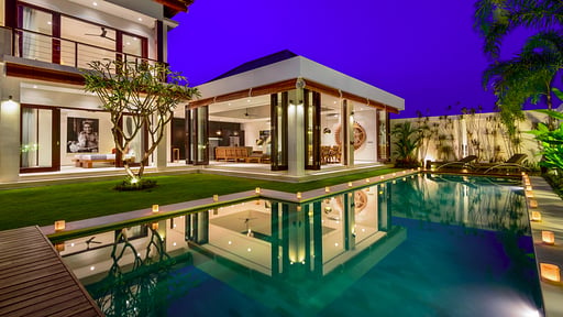 The Maya Villa Swimming pool