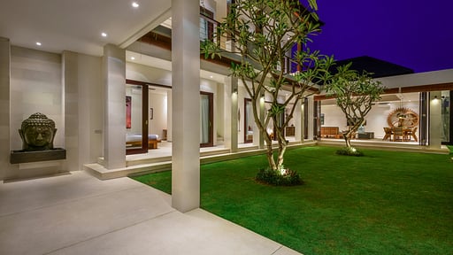 The Maya Villa Garden