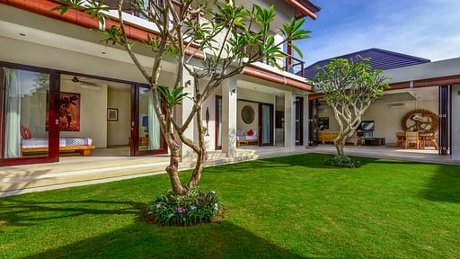 The Maya Villa Garden