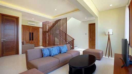 The Miracle Villa Tiga Salon