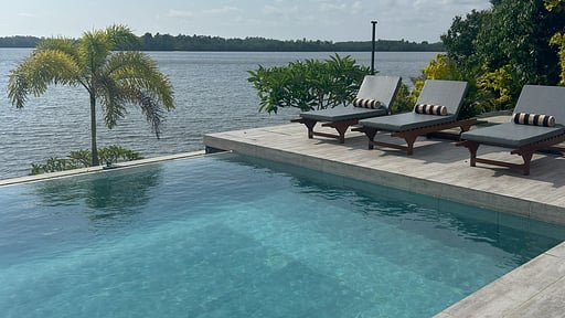 The Niche Villa Swimming pool