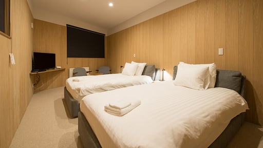 The Orchards Five Bedroom Chalet Bedroom 5