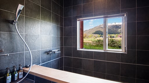 The Orchards Three Bedroom Chalet Schlafzimmer 1