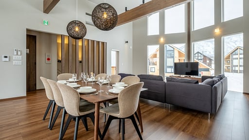 The Orchards Three Bedroom Comfort Chalet Dining area