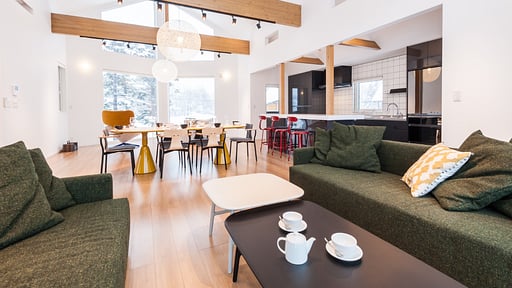 The Orchards Two Bedroom Chalet Wohnbereich