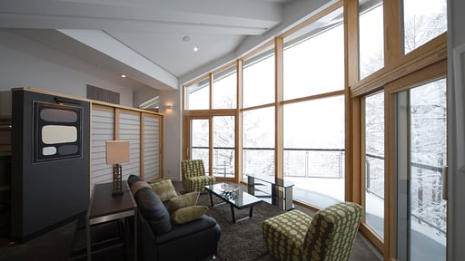 The Ridge Penthouse with Mountain View Spa Living room