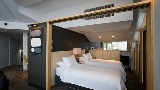 The Ridge Penthouse with Mountain View Spa Bedroom 1