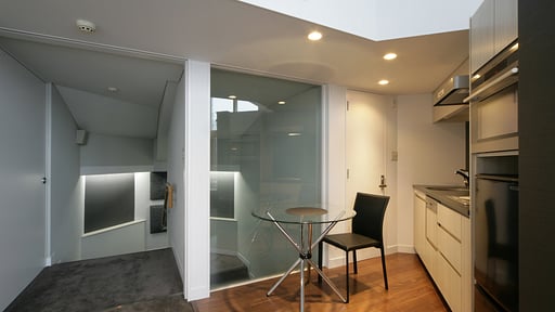 The Ridge Penthouse with Mountain View Spa Dining area