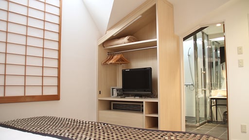 The Ridge Three Bedroom Deluxe Apartment Bedroom 2