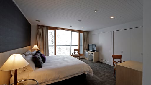 The Ridge Three Bedroom Mountain View Apartment Bedroom 3