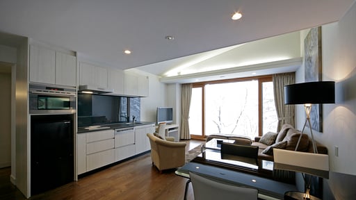 The Ridge Three Bedroom Mountain View Apartment