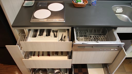 The Ridge Two Bedroom Mountain View Apartment Kitchen