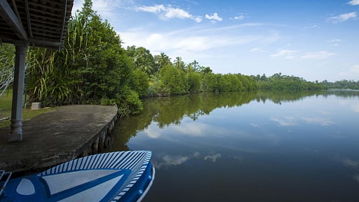 The River House Andere