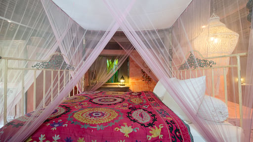 The Round House Bedroom 1