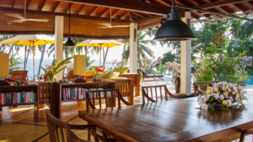 The Saffron House Living room