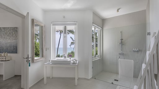 The Sandals Bedroom 5