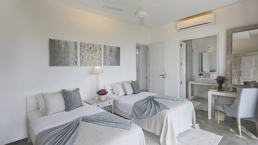 The Sandals Bedroom 4