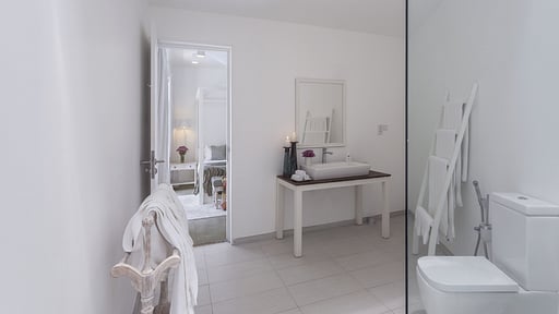 The Sandals Bedroom 2