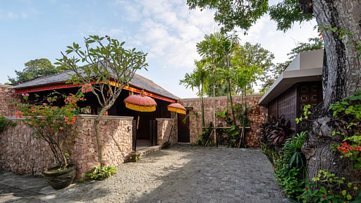 The Suaka Baliaga Parking areas